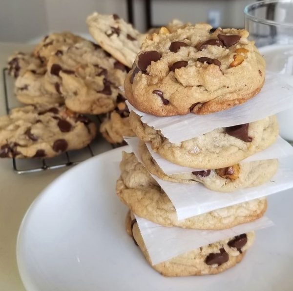 Chicago Style P.H.A.T Double Chocolate Chunk Cookies